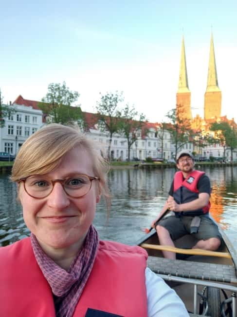Lübeck's old town by canoe: explore and circumnavigate on your own - Falkenstraße Launch Setup: What You Do Before You Paddle