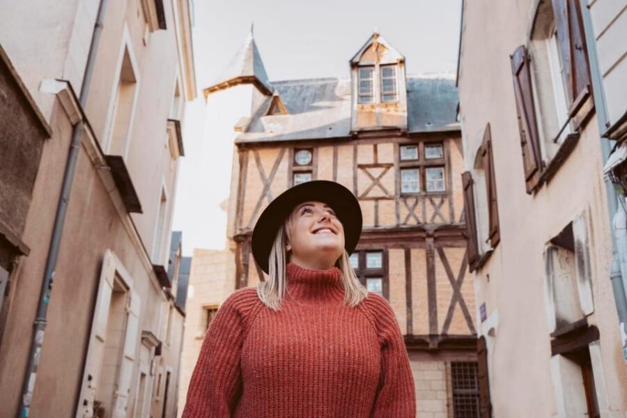 Magdeburg: Express Walk with a Local - Grüne Zitadelle: why the Green Citadel feels like a living landmark