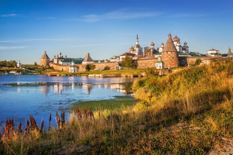 Magdeburg: Express Walk with a Local - The in-between moments: where locals notice the city