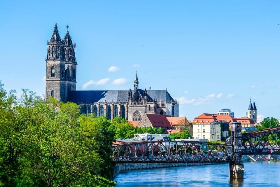 Magdeburg: Express Walk with a Local - Where to start: Alter Markt and the Magdeburg Rider monument
