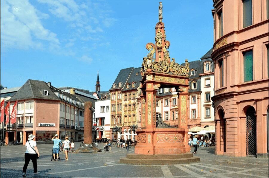 Mainz Highlights, private walking tour - Value and pricing: $259 per group up to 25 people