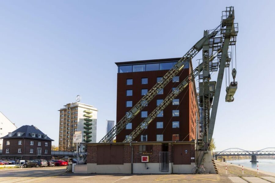 Mannheim, guided walking tour: Industrial culture at the commercial port - Mannheim’s commercial port: why this walk matters in Europe