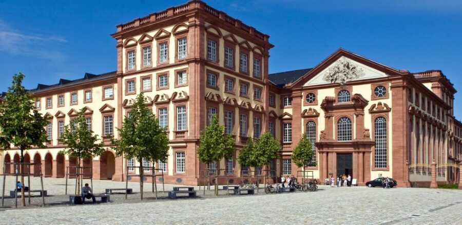 Mannheim’s Art and Culture revealed by a Local - Herakut and Sainer: contemporary artists you can actually follow