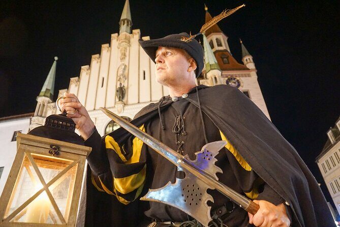 Medieval city tour with night watchman in Munich in German - Start point and end point: know where you’re meeting