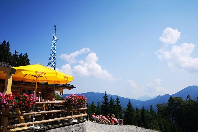 Mike's Neuschwanstein & Linderhof Private Tour from Munich - Neuschwanstein: the climb plan you should decide early