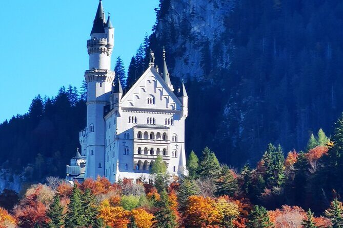 Mike's Neuschwanstein & Linderhof Private Tour from Munich - Schloss Hohenschwangau: the warm-up view before Neuschwanstein