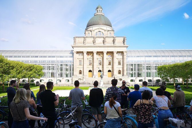 Mini Classic Bike Tour @ 4pm incl. Beer Garden & Surfers 2,5 hrs - Marienplatz to Platzl: Munich’s founding energy at pedal-speed