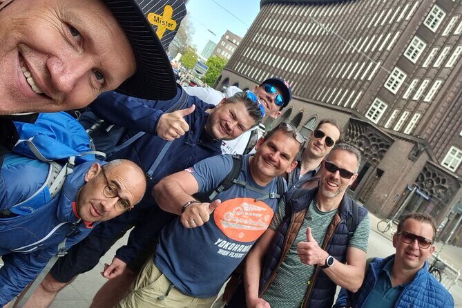 Mister X Hamburg 2h city tour, hunting & games for all ages - Where the hunt starts (and why that matters)