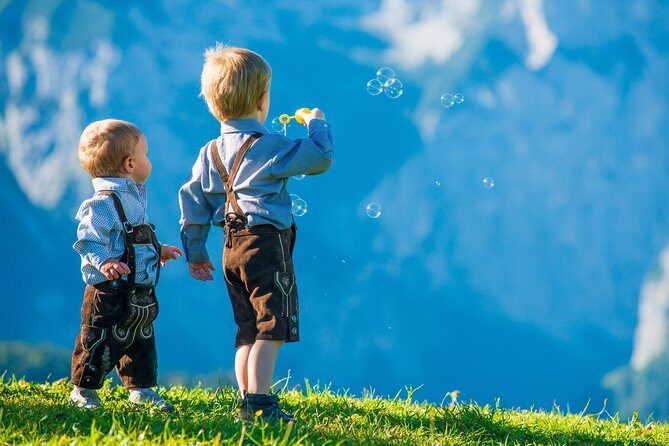 Mountain Top Photo Session - Price and what you’re really paying for (US$415.80 per group)