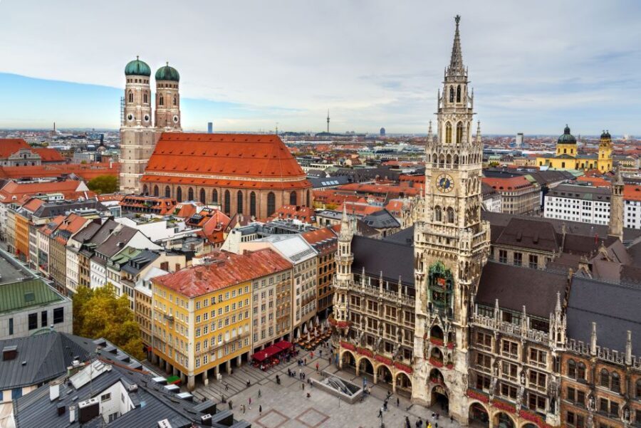 Mozart and German Composers Private Tour in Munich - Cuvilliés Theater Inside the Residenz: Idomeneo Premiere Lore