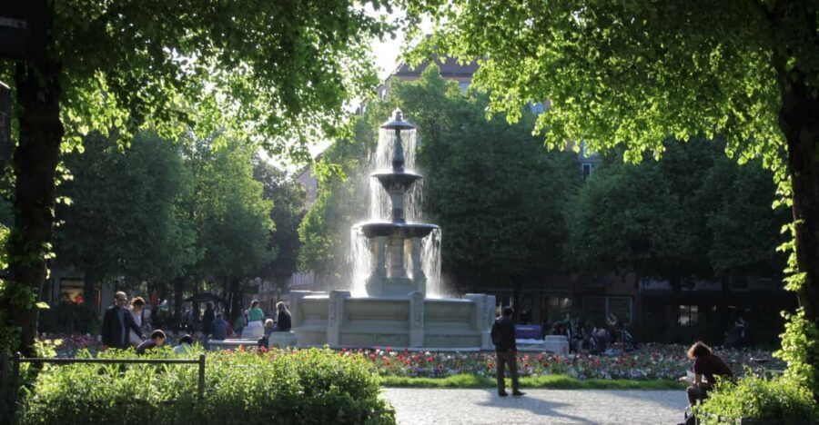 Munich: 3-Hour Food Tour Through Haidhausen in GERMAN - Start at Weißenburger Platz: The Best Kind of Meeting Point