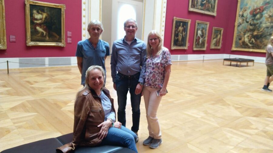 Munich: Alte Pinakothek Skip-the-Line & Guided Walking Tour - What the 90 minutes to 2 hours looks like, step by step