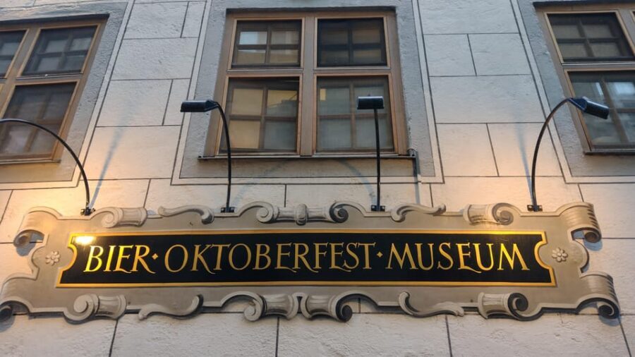 Munich: Bavarian Beer Walking Tour with Samples - Your walking route: Karlstor to Marienplatz to Viktualienmarkt