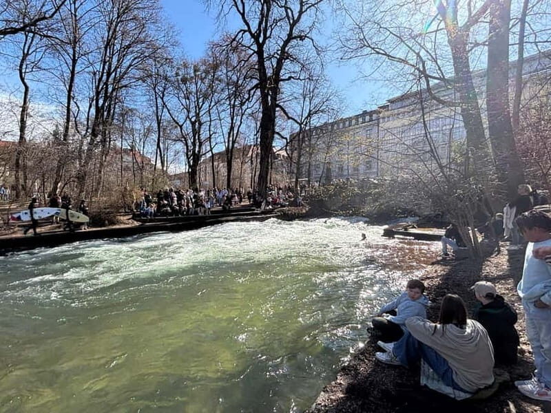 Munich: Bulli Tour - Beer, pretzels, and a real guide-led pace that keeps things fun