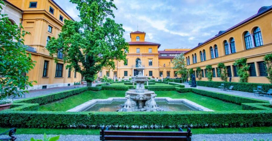 Munich: Capture the most Photogenic Spots with a Local - Quick reasons this Munich photo walk delivers