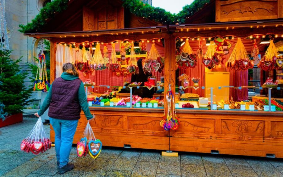 Munich: Christmas Market Magic Walking Tour with a Local - Christmas market browsing with real context, not just shopping