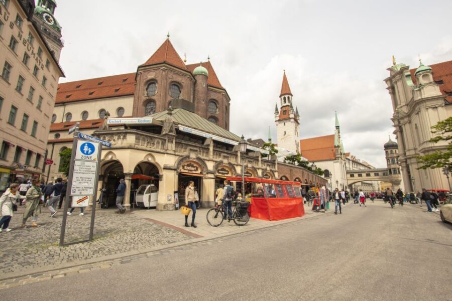 Munich: Express Walk with a Local in 90 minutes - Marienplatz to Viktualienmarkt: Your Fast Route for Central Munich
