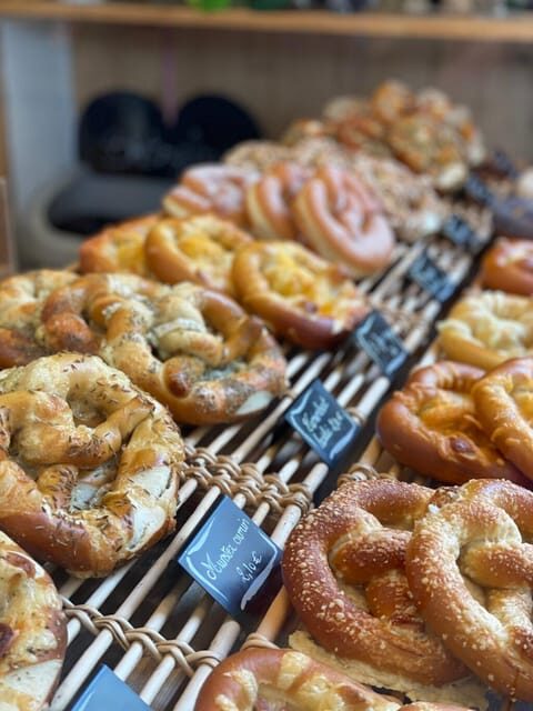 Munich Food Tour: The Ultimate Bavarian Full Meal & Drinks - Platzl: Walking Through the Old Town While You Eat the Next Bite