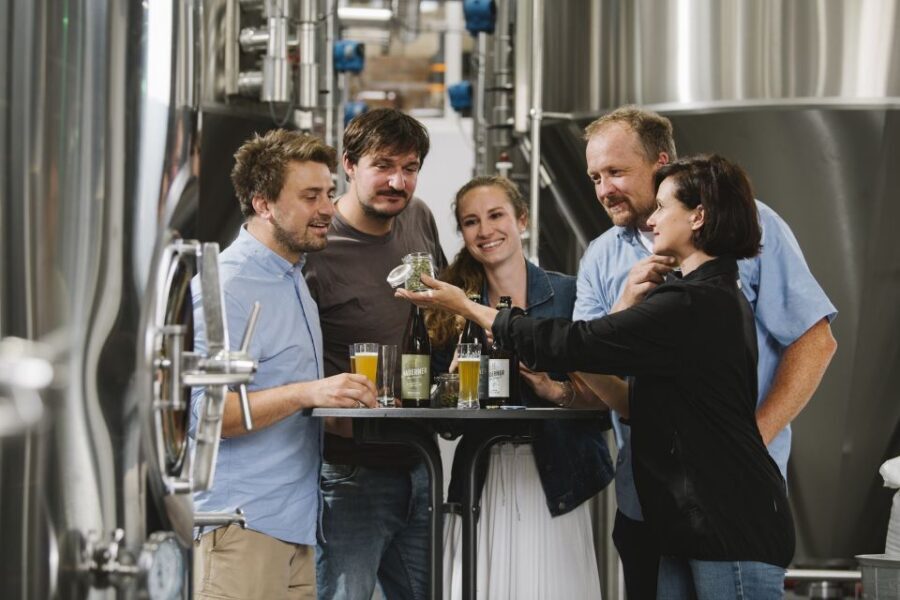 Munich: Hands-On Brewery Tour & Tasting of 4 Organic Beers - Finding Haderner Bräu München near Großhadern (and what to expect on arrival)