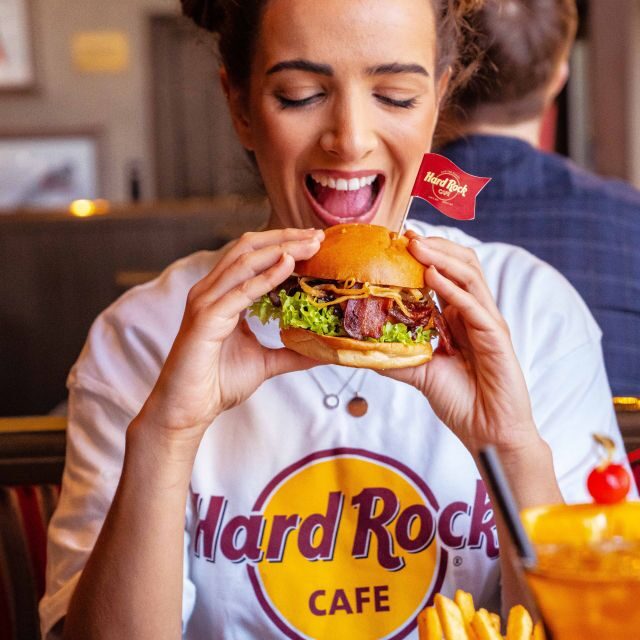 Munich: Hard Rock Cafe with Set Menu for Lunch or Dinner - Acoustic vs Electric Menus: What You Choose, and What It Means