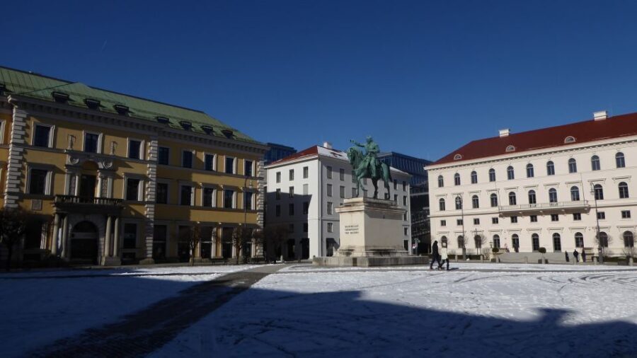 Munich: Historical Walking Tour Maxvorstadt with GEO Epoche - Meeting at Theatinerkirche: The Walk Starts With a Center of Gravity