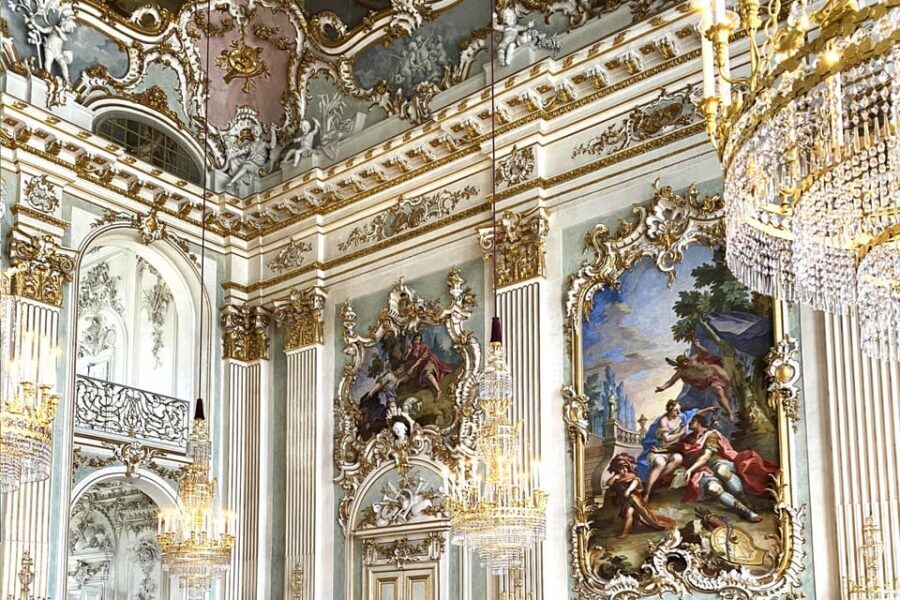 Munich Nymphenburg Palace Tickets and Tour, Carriage Museum - Weather and pacing: rain doesn’t stop this tour