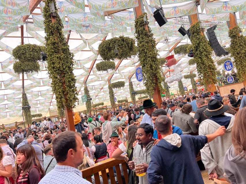 Munich: Oktoberfest Tour & Big Beerhall Evening Reservation - Why a reserved big tent changes the whole Oktoberfest day