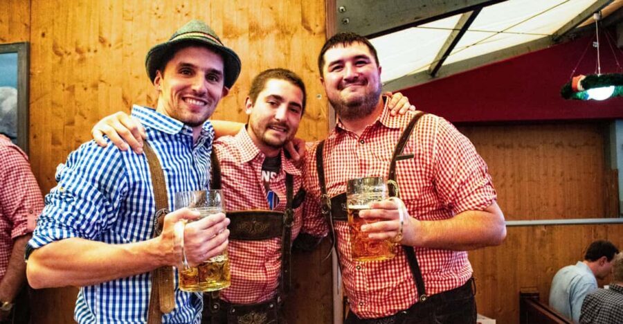 Munich: Oktoberfest Tour with Tent Reservation, Food & Beer - Key Things That Make This Oktoberfest Tour Worth It