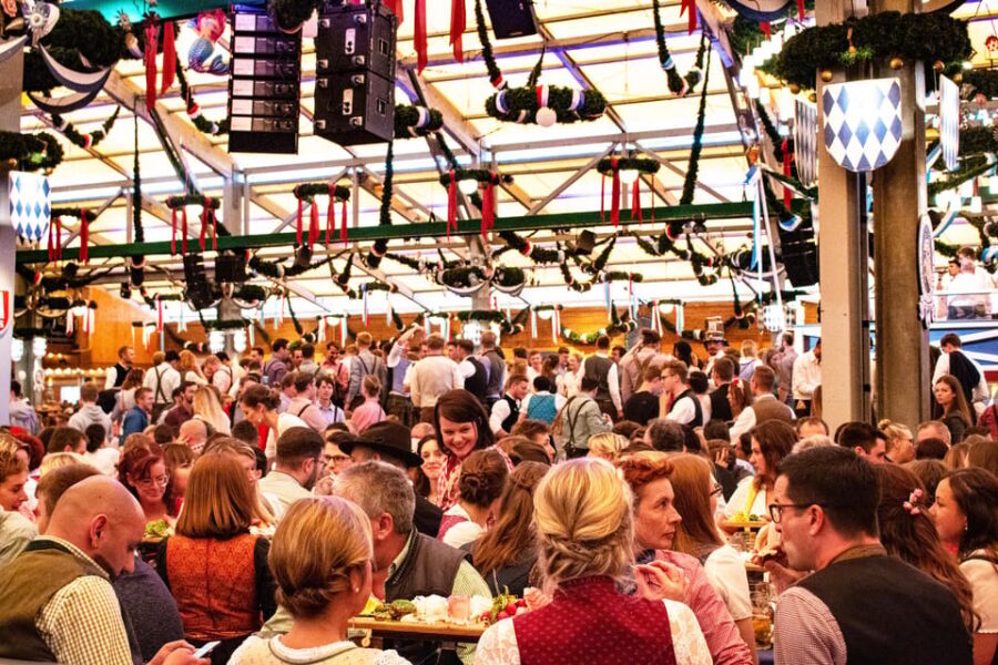 Munich: Oktoberfest Tour with Tent Reservation, Food & Beer - What to Do If the Weather Turns