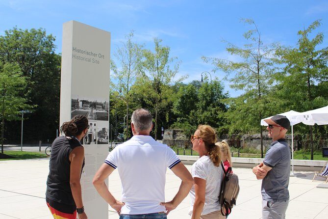 Munich Old Town Walking Tour - Royal Gardens to English Garden: From Formal Space to Relaxed Munich