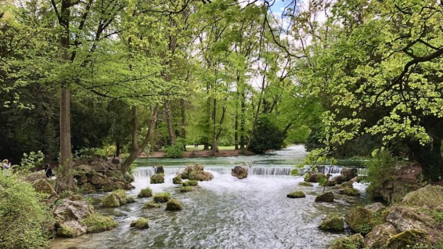 Munich: Private Half-Day Guided Walking Tour - House of Art, Munich Nazi remnants, and the Eisbach Surfers: the city in sharp focus