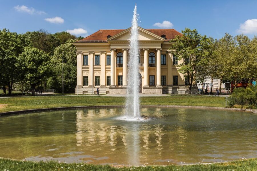 Munich: Private Personalized Walking Tour with a Local Host - Englischer Garten: where Munich people take a breath