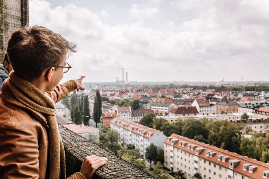 Munich: Private Personalized Walking Tour with a Local Host - Guide strengths that show up fast: Q&A, thoughtful answers, transit help