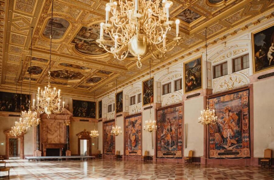 Munich: Residenz Museum Tickets and 2,5-hour Guided Tour - Entering Munich Residenz: why this palace feels bigger than it looks