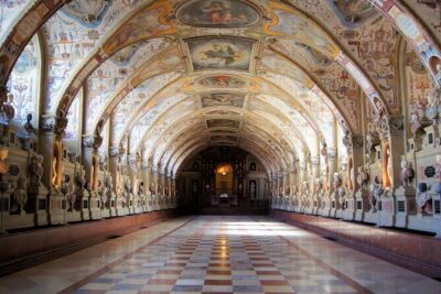 Munich: Residenz Palace, Museum and Treasury Private Tour - Residenz Museum rooms: how to spot the changing styles
