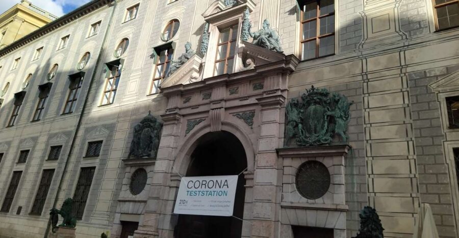 Munich Residenz: Private Tour with artists and historians - Munich Residenz in 2–3 Hours: What 139 Rooms Really Feels Like