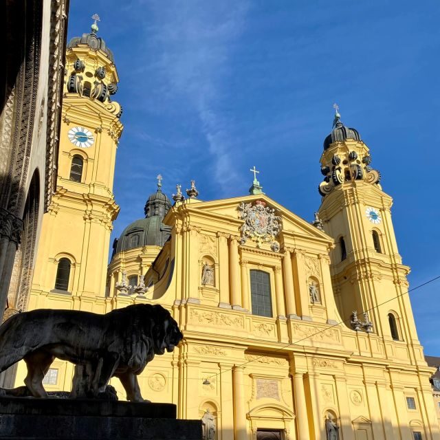 Munich: Resistance against Hitler - Historical Walking Tour - The military coup story: where dramatic plans met real streets