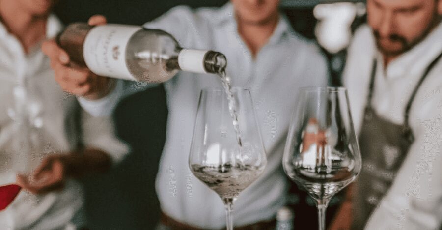 Munich: Romantic Wine Experience for Two at Viktualienmarkt - The Sparkling Wine and Food Pairing: Easy to Love, Hard to Mess Up