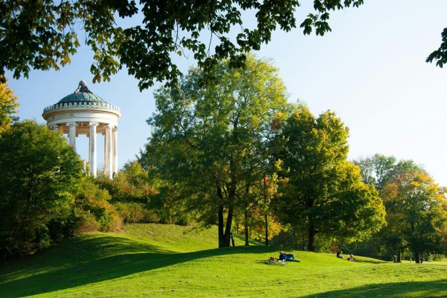 Munich: Running tour with insider tip guarantee - Guide Quality: What You Can Reasonably Expect