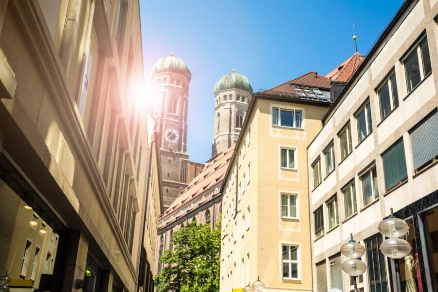Munich: Scavenger Hunt Self-Guided Tour - Time and pacing: 270 minutes is a target, not a rule