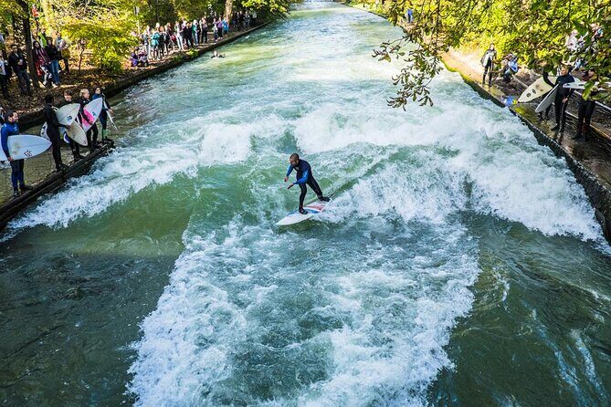 Munich: Surf Experience In Munich Eisbach River Wave -Germany - Finding the meeting point near Himmelreichstraße 2