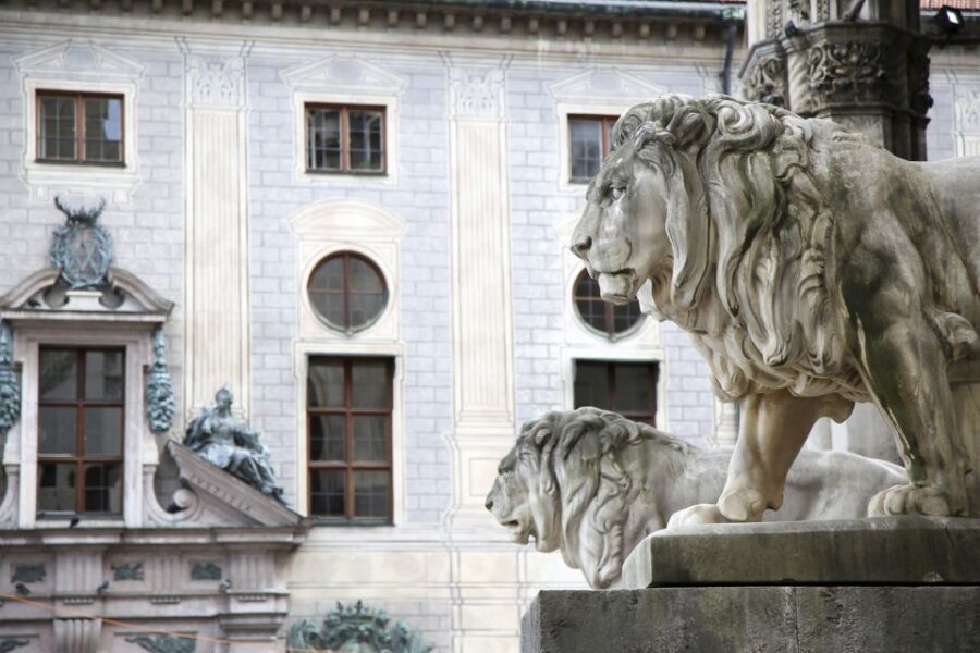 Munich: Third Reich & WWII Walking Tour - Hofbräuhaus: where early attention turned into a movement