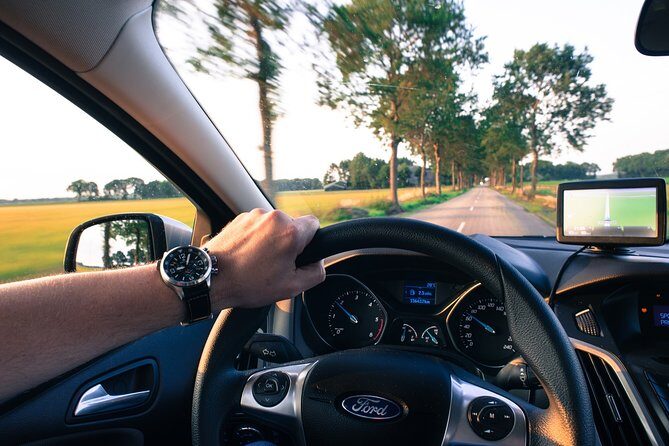 Munich to Prague - Private Transfer with 2 hours of Sightseeing - How the driver experience actually helps (and where it has limits)