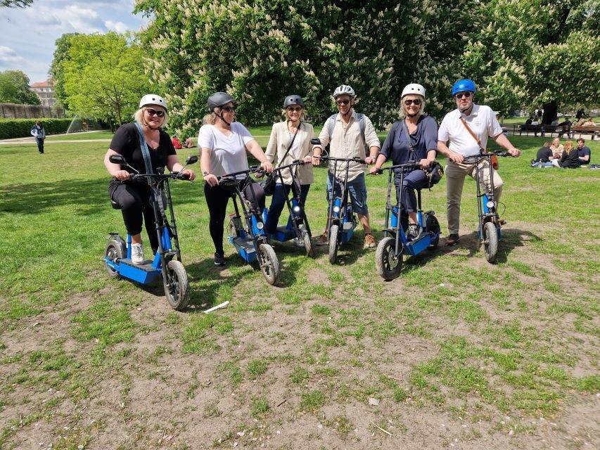 Munich: Top Sights Guided E-Scooter Tour - Guides and Group Experience: When Karl, Munir, Abdel, and Yousuff Shine