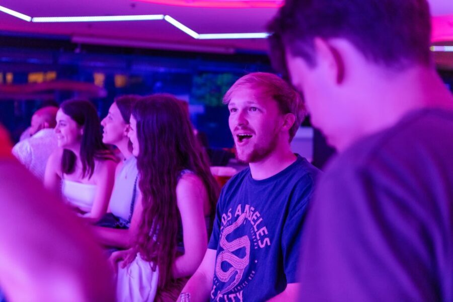 Munich's Original Pub Crawl - Guides and Group Energy: What “Good Hosting” Actually Looks Like