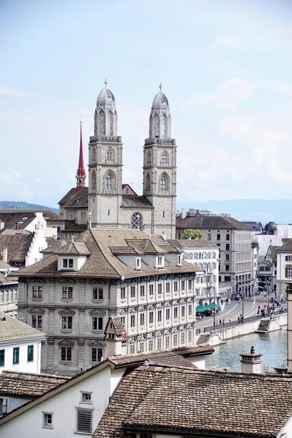 Munster: Express Walk with a Local in 60 minutes - Starting at APOTHEKE Ludgeri: Quick, Clear, and Convenient