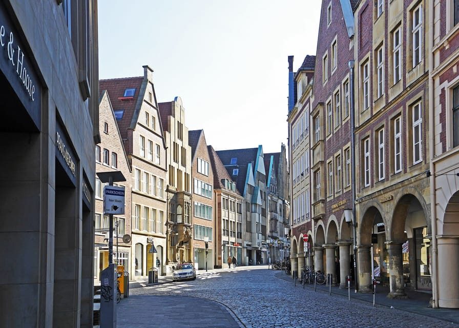 Münster: Old Town Crime Mystery Tour - Should You Book This Münster Old Town Crime Mystery Tour?