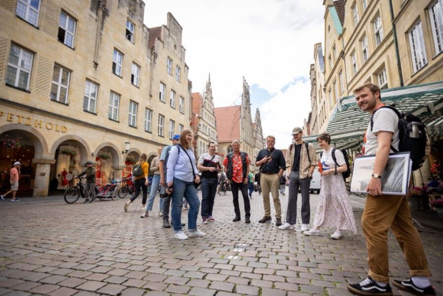 Münster: Old Town Historical Walking Tour by "Geo Epoche" - The Anabaptist storyline: how power and city design connect