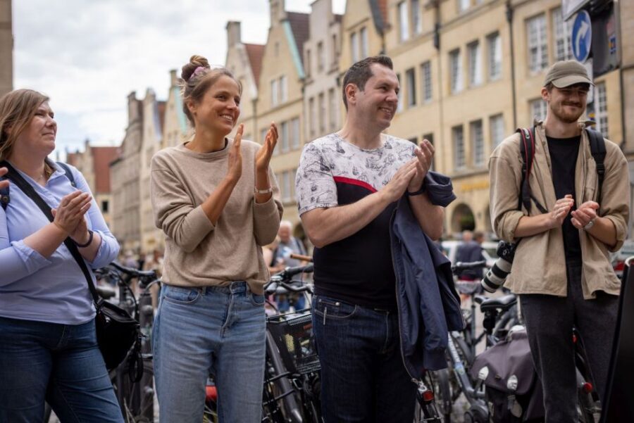 Münster: Old Town Historical Walking Tour by "Geo Epoche" - Pace, weather, and how to stay comfortable