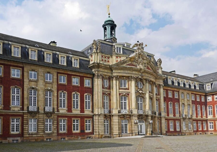Münster Private Guided Walking Tour - Münster Rebellion and the shadow side after major wars